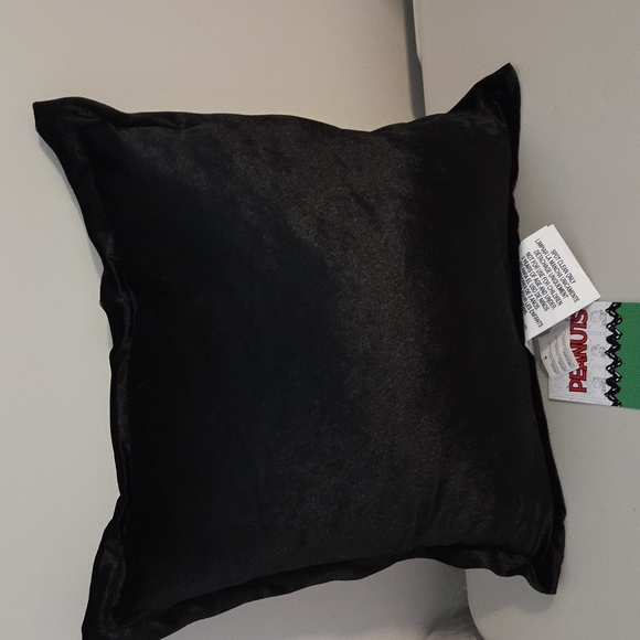 Snoopy Holiday Pillow with Red Plaid and Black Trim NWT - Picture 2 of 3